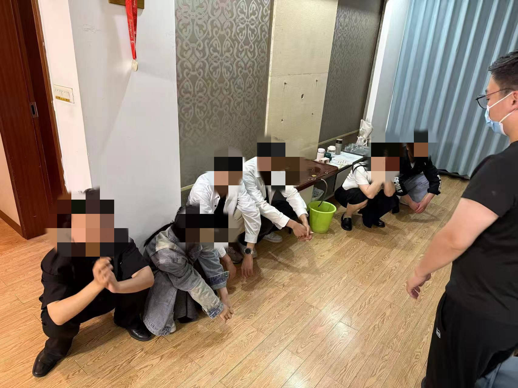 武汉警方摧毁特大传销团伙<strong></p>
<p>大理寺</strong>，涉案金额逾千万元