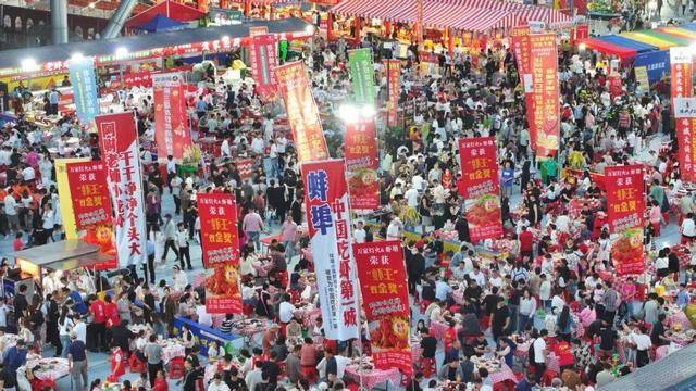 蚌埠龙虾节被曝有“点歌刺客”<strong></p>
<p>剧本</strong>，当地多部门介入调查