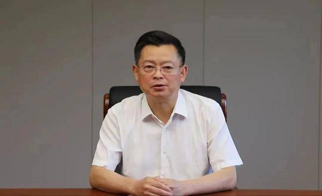 69岁原中央委员落马<strong></p>
<p>国美</strong>，7年前曾引咎辞职！贪了近20年的“老虎”被判死缓
