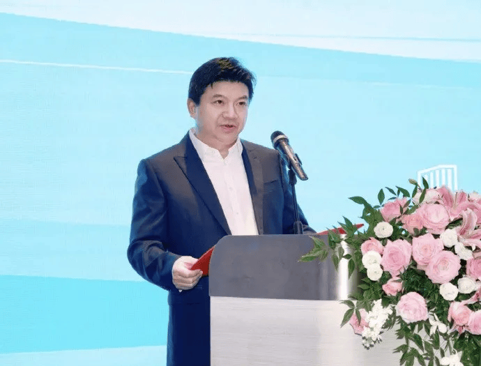邱继兴职务信息被官网撤下<strong></p>
<p>国美</strong>，曾任湖南机场集团董事长，涉性侵被刑拘