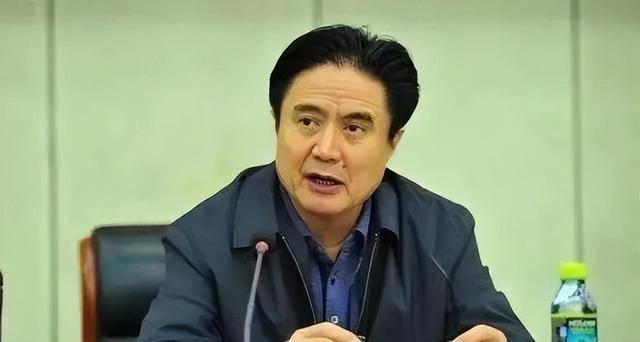 原中央委员、省委书记造成恶劣政治影响！刚刚<strong></p>
<p>芦苇</strong>，被公诉！今年已有4个正部级干部受处分