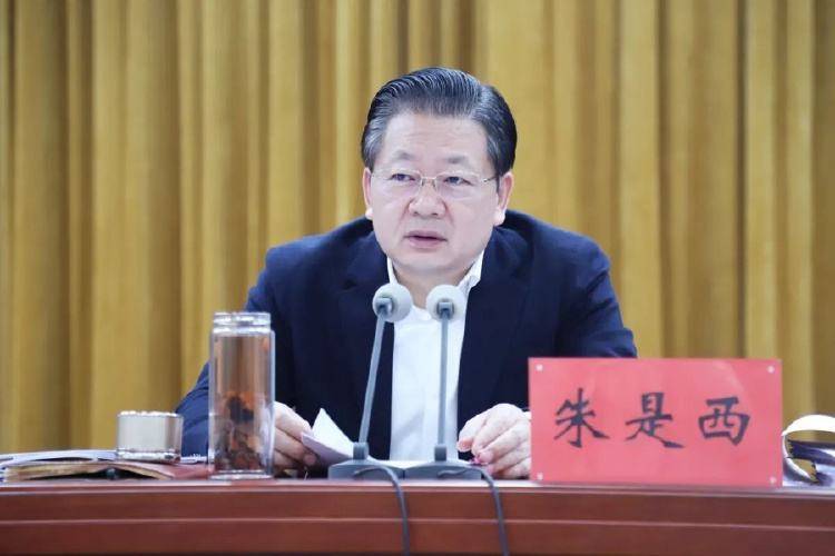 官方首次披露<strong></p>
<p>老白干</strong>，原市长已被开除党籍！曾是“全国优秀县委书记”