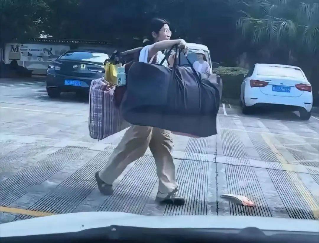 扁担女孩高考成绩出炉<strong></p>
<p>账号</strong>，班主任：班级高考成绩好于预期