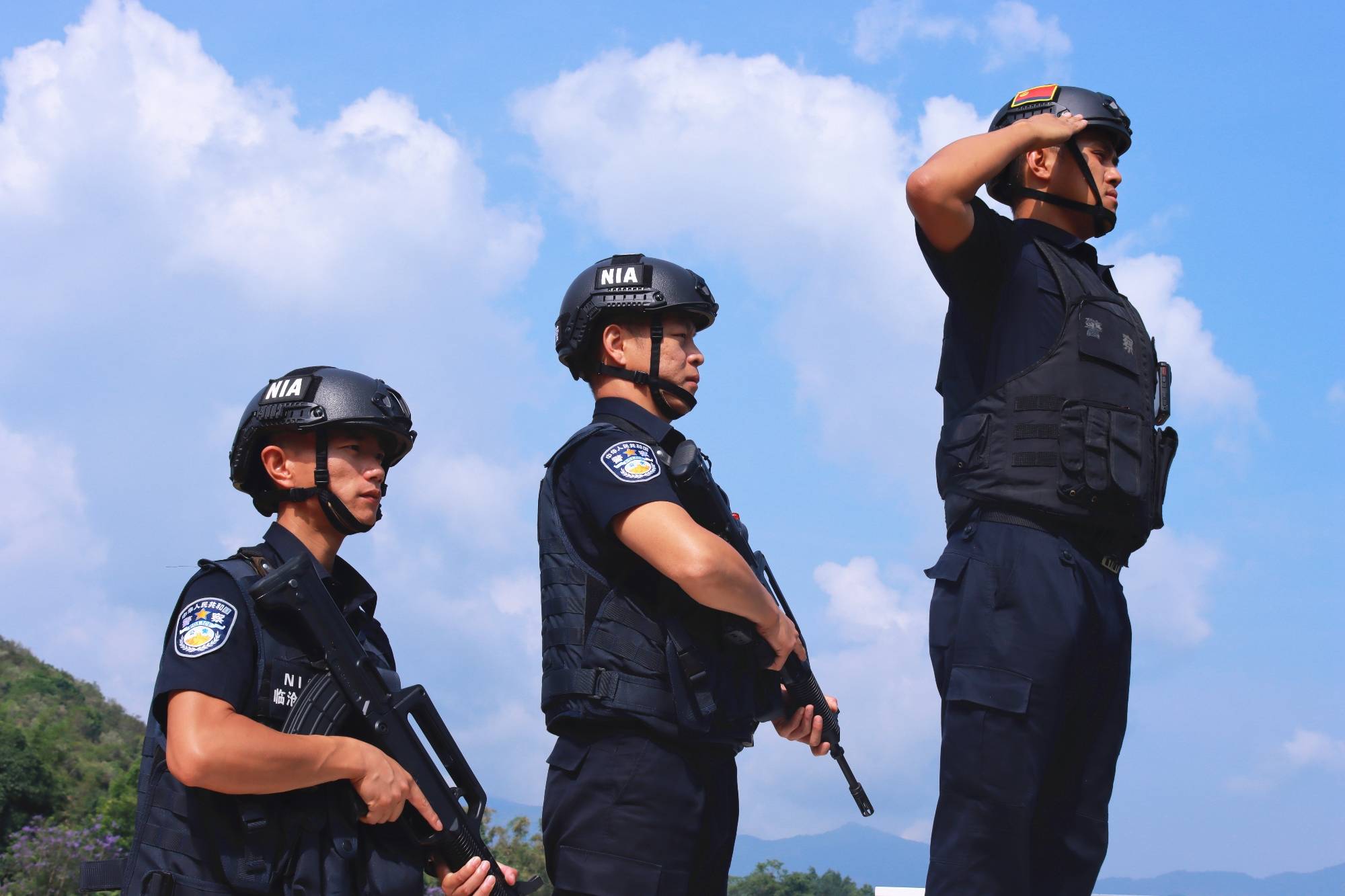 102.13万人次<strong></p>
<p>usdt充值</strong>！勐撒临时执勤点验放进出边境人员突破百万大关！