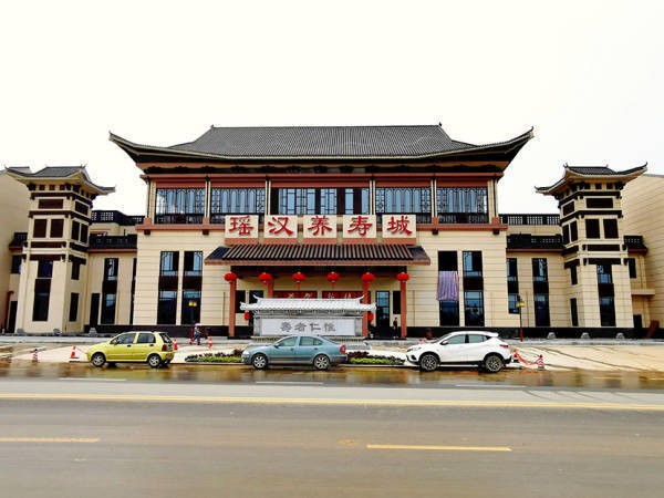 桂林16.5亿烂尾项目被中央通报批评<strong></p>
<p>usdt搬砖</strong>，时任县委书记挪用6500万元财政资金强行上马