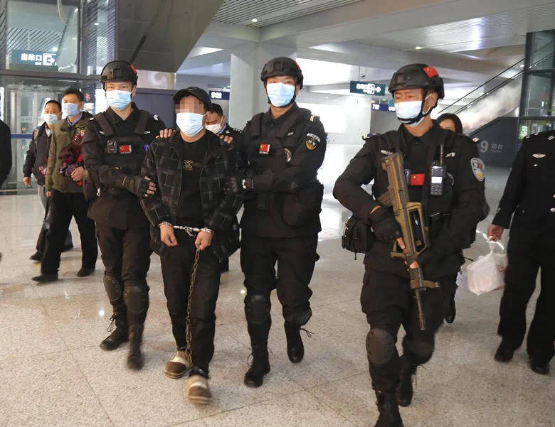 “男子强奸嫂嫂出狱后又刺死见义勇为者”案二审<strong></p>
<p>usdt价格走势</strong>，择日宣判 警方曾披露抓捕过程等诸多细节