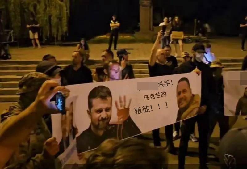 军队哗变开始了<strong></p>
<p>币圈交易所</strong>，俄乌同时暴露重大危机？泽连斯基最先捅了马蜂窝