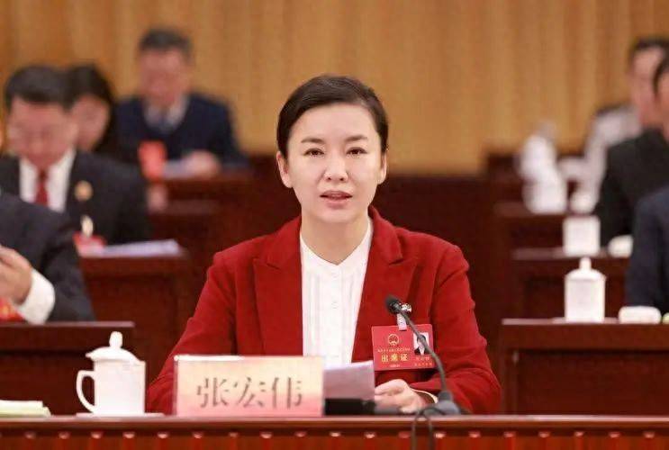 因工作变动调离山东<strong></p>
<p>币圈合约怎么玩</strong>，张宏伟、袭艳春辞去省委委员职务