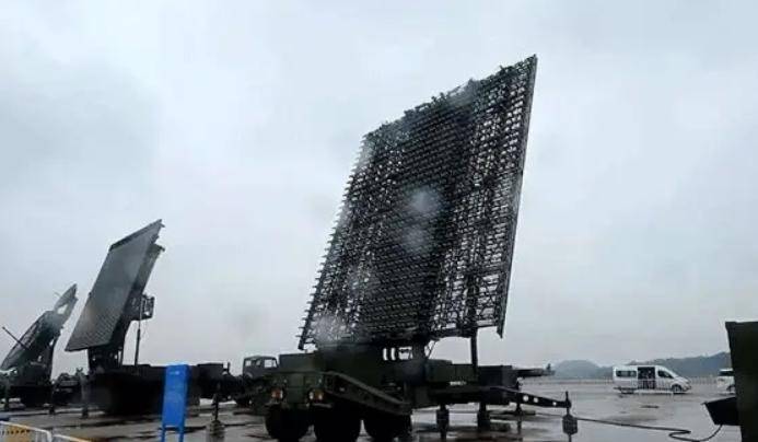 歼10C雷达遭到干扰<strong></p>
<p>币圈新手入门</strong>，迅速请求空警500支援，霹雳15在最后时刻紧紧锁定歼20