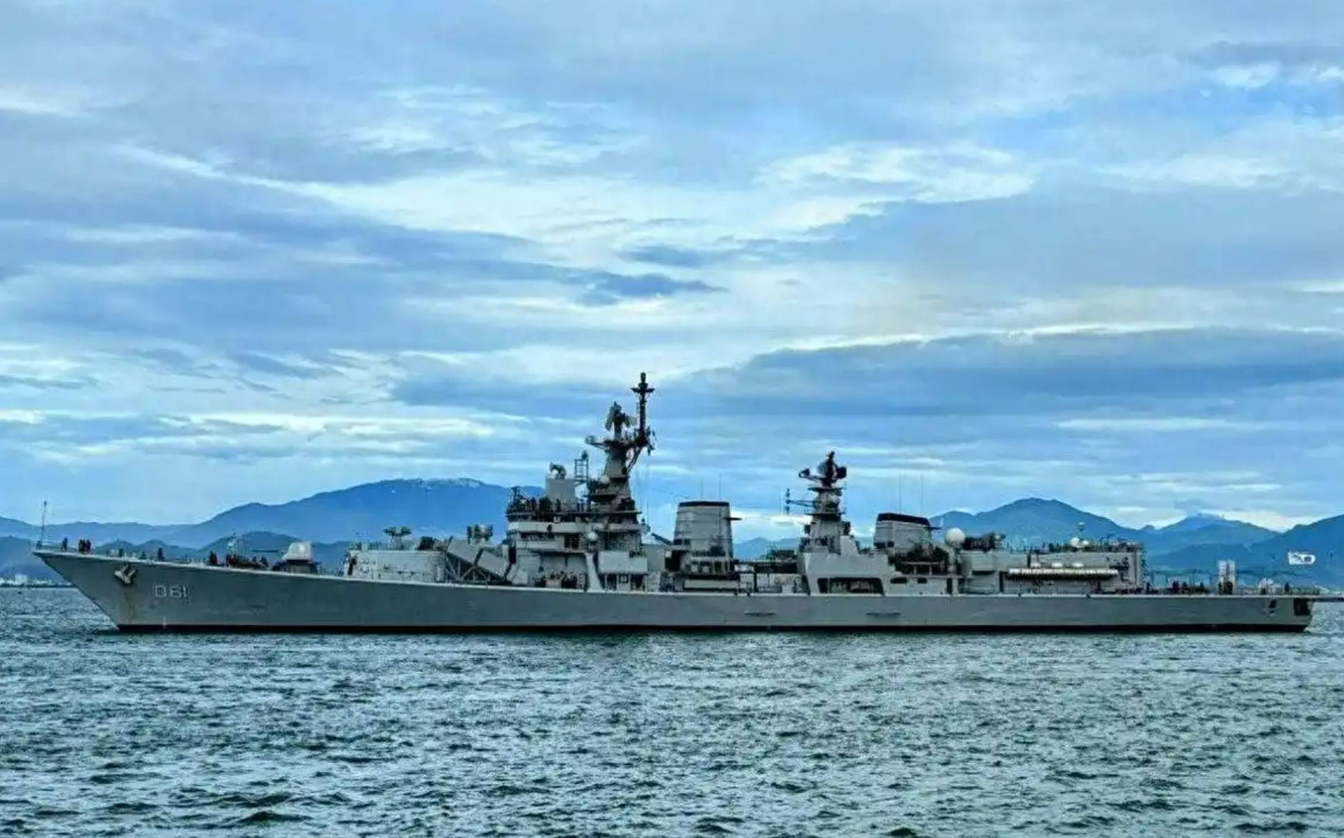 印度开始了！四艘主力舰潜入南海<strong></p>
<p>币圈新手入门</strong>，黄岩岛搅局，毫不掩饰对华敌意