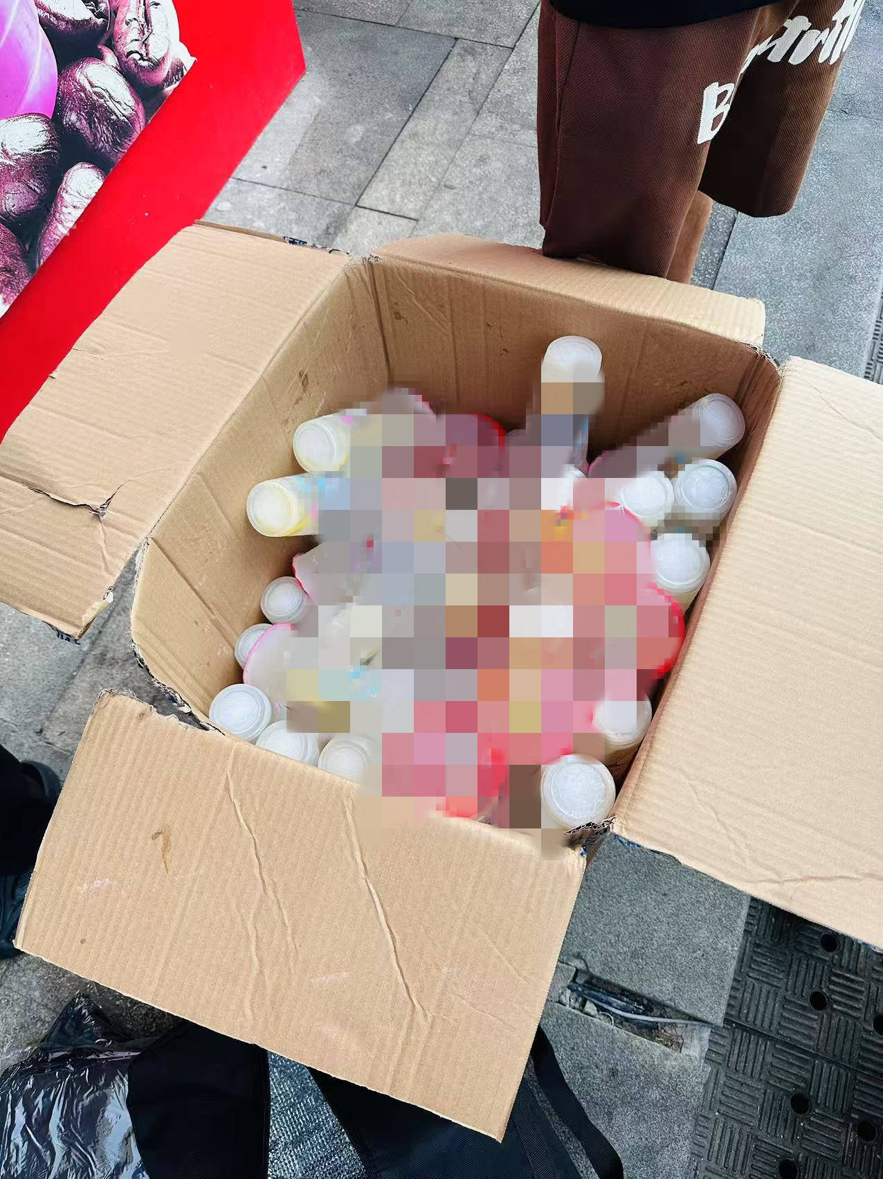湖南一男子背40公斤蜜雪冰城上武功山售卖<strong></p>
<p>币圈新闻</strong>，当事人：收入不多纯体验，当负重训练