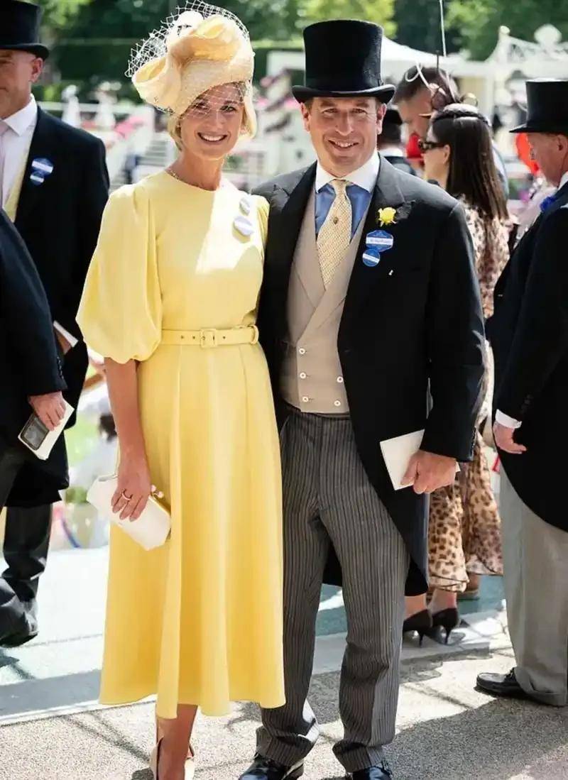 45岁离异带娃女护士嫁英国王室<strong></p>
<p>币圈平台</strong>，比短剧更精彩！
