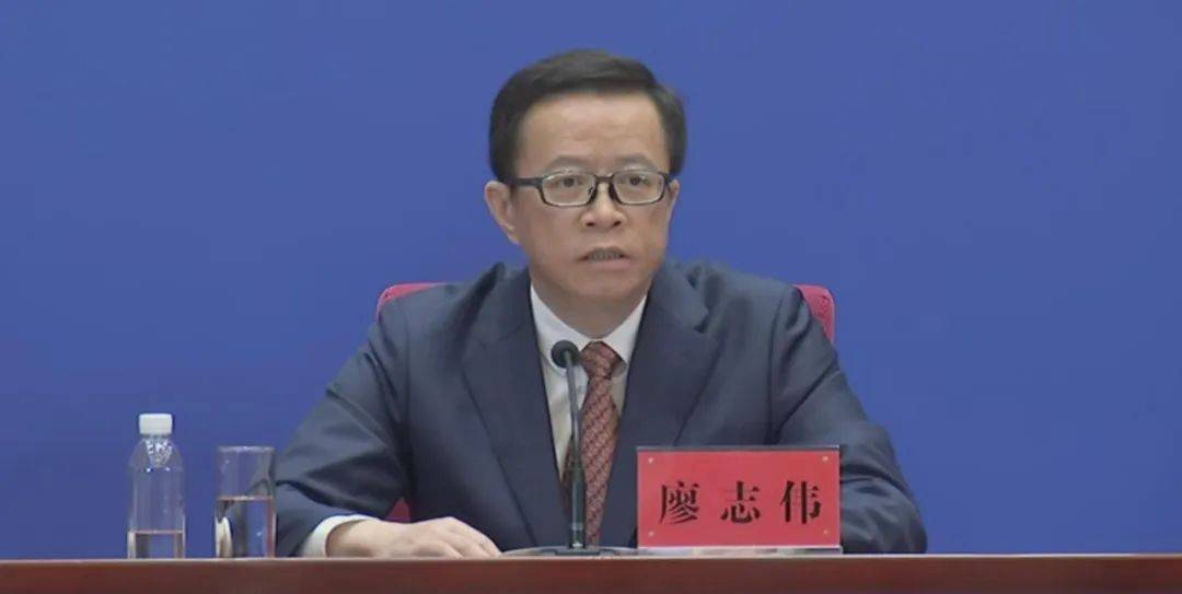 受中央组织部领导委派<strong></p>
<p>币圈私募</strong>，中央组织部有关干部局负责同志出席长江委领导干部会议，宣布中央决定：廖志伟同志任长江水利委员会党组书记
