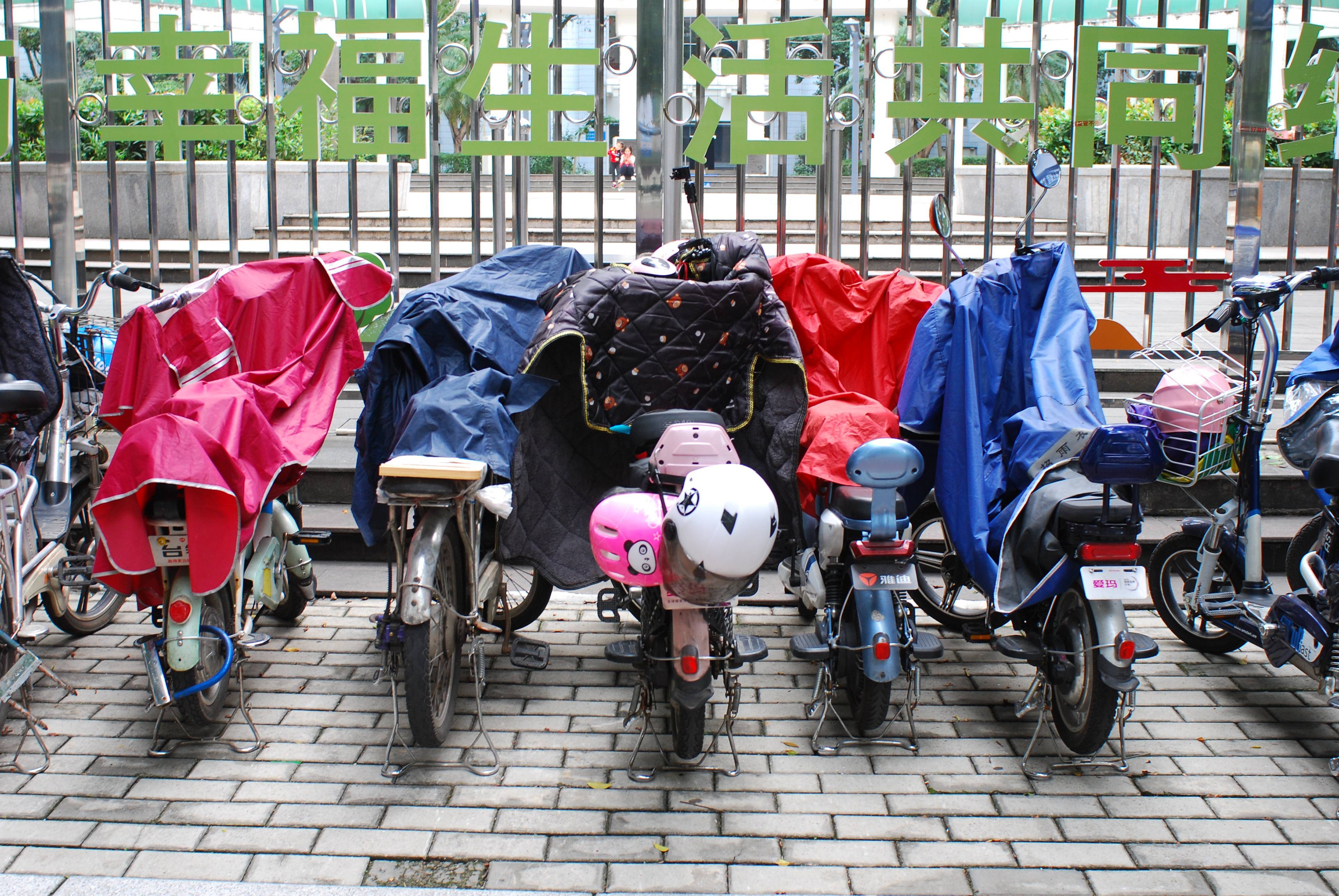 电动自行车新国标今起强制实施<strong></p>
<p>波卡币创始人</strong>，超25km/h直接断电！