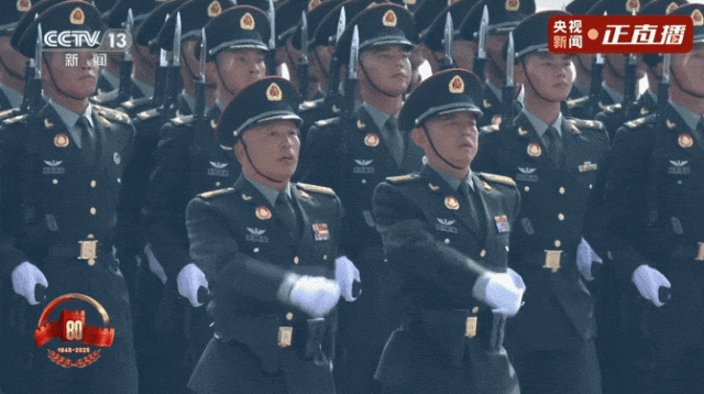 不装了<strong></p>
<p>柴犬币</strong>！一口气看完九三大阅兵武器装备！谁说我们一个也不认识？