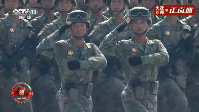 不装了<strong></p>
<p>柴犬币</strong>！一口气看完九三大阅兵武器装备！谁说我们一个也不认识？
