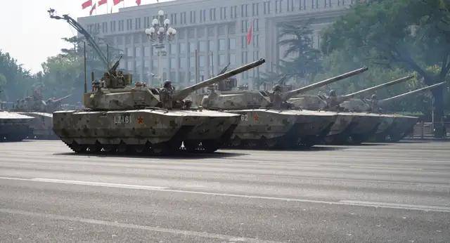 不装了<strong></p>
<p>柴犬币</strong>！一口气看完九三大阅兵武器装备！谁说我们一个也不认识？