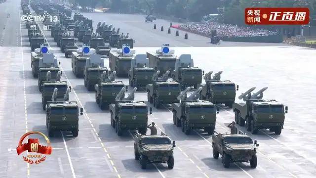 不装了<strong></p>
<p>柴犬币</strong>！一口气看完九三大阅兵武器装备！谁说我们一个也不认识？