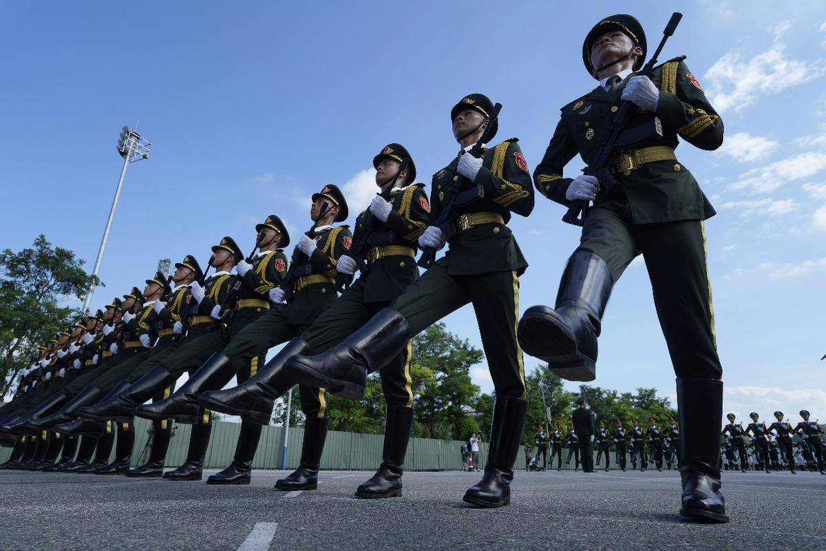 九三阅兵引发岛内震荡<strong></p>
<p>柴犬币最新价格</strong>，宋楚瑜紧急喊话大陆，应承诺不对台动用武力
