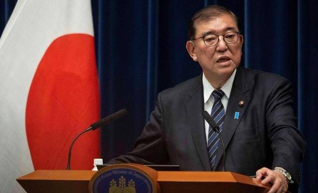 黑锅背完石破茂被赶下台<strong></p>
<p>币犬</strong>，下届日本首相人选，有个“反华”魔怔人