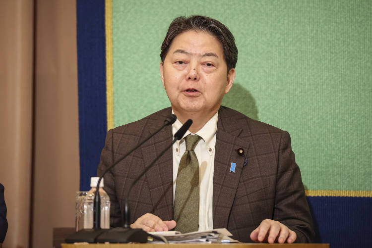石破茂黯然下台 自民党“双少数”困局谁来破<strong></p>
<p>币犬</strong>？
