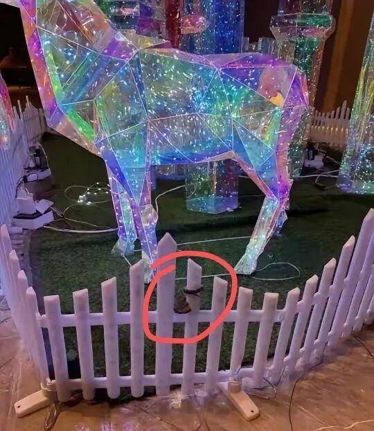 九寨沟一酒店大堂出现蝮蛇<strong></p>
<p>柴犬币最新</strong>，小孩还摸了蛇头！当地通报：孩子没被咬伤，已全面排查