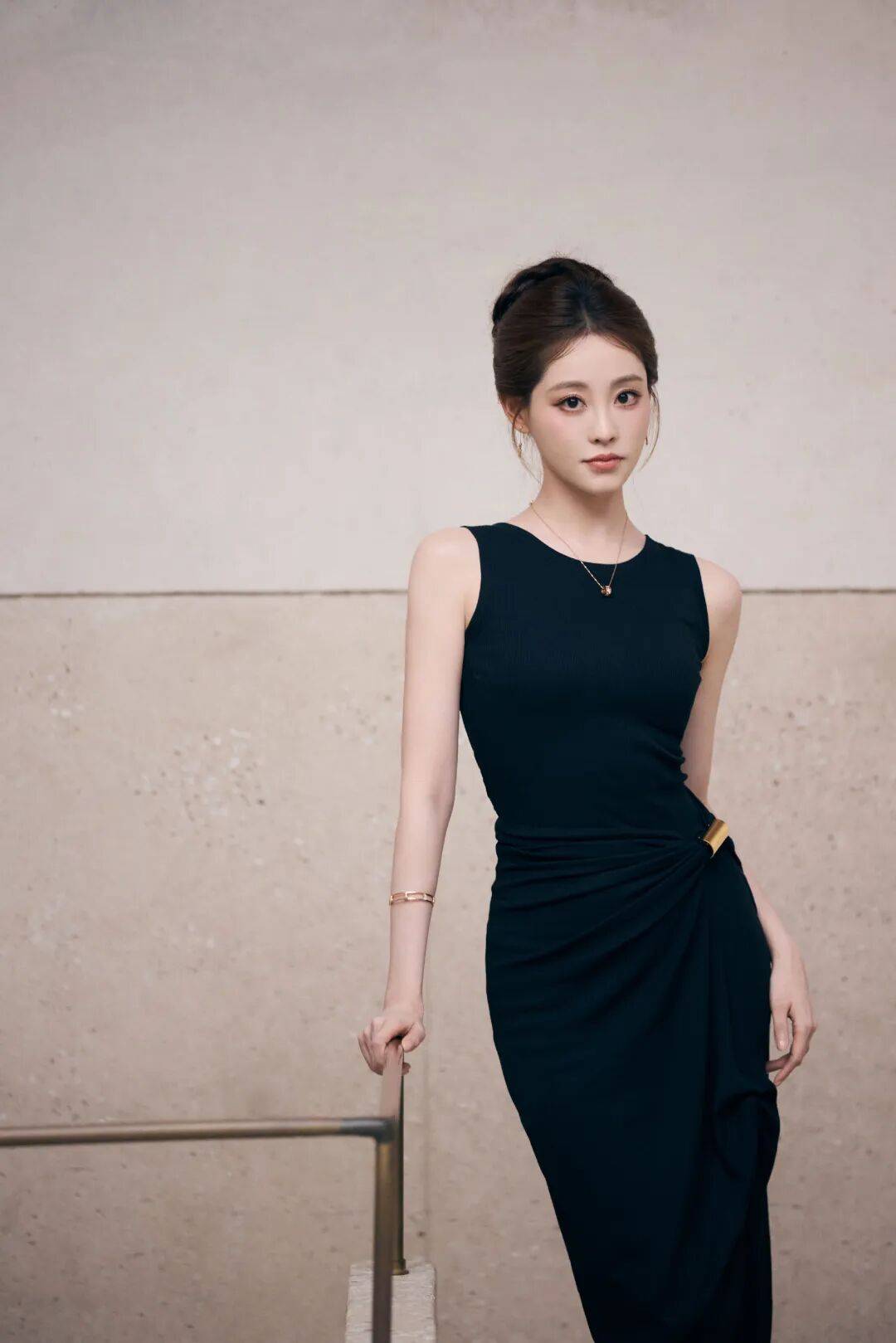 女演员祝绪丹发文道歉：我真的要把手剁了<strong></p>
<p>非小号</strong>！以后一定用小号刷视频！