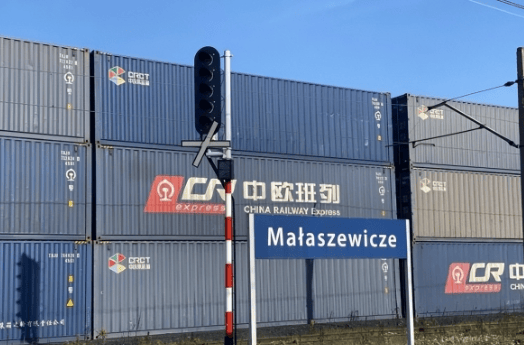 波兰态度又变<strong></p>
<p>火必网</strong>，中欧班列未恢复，中国用1天就拿出解决办法，特朗普又失去一张重要底牌