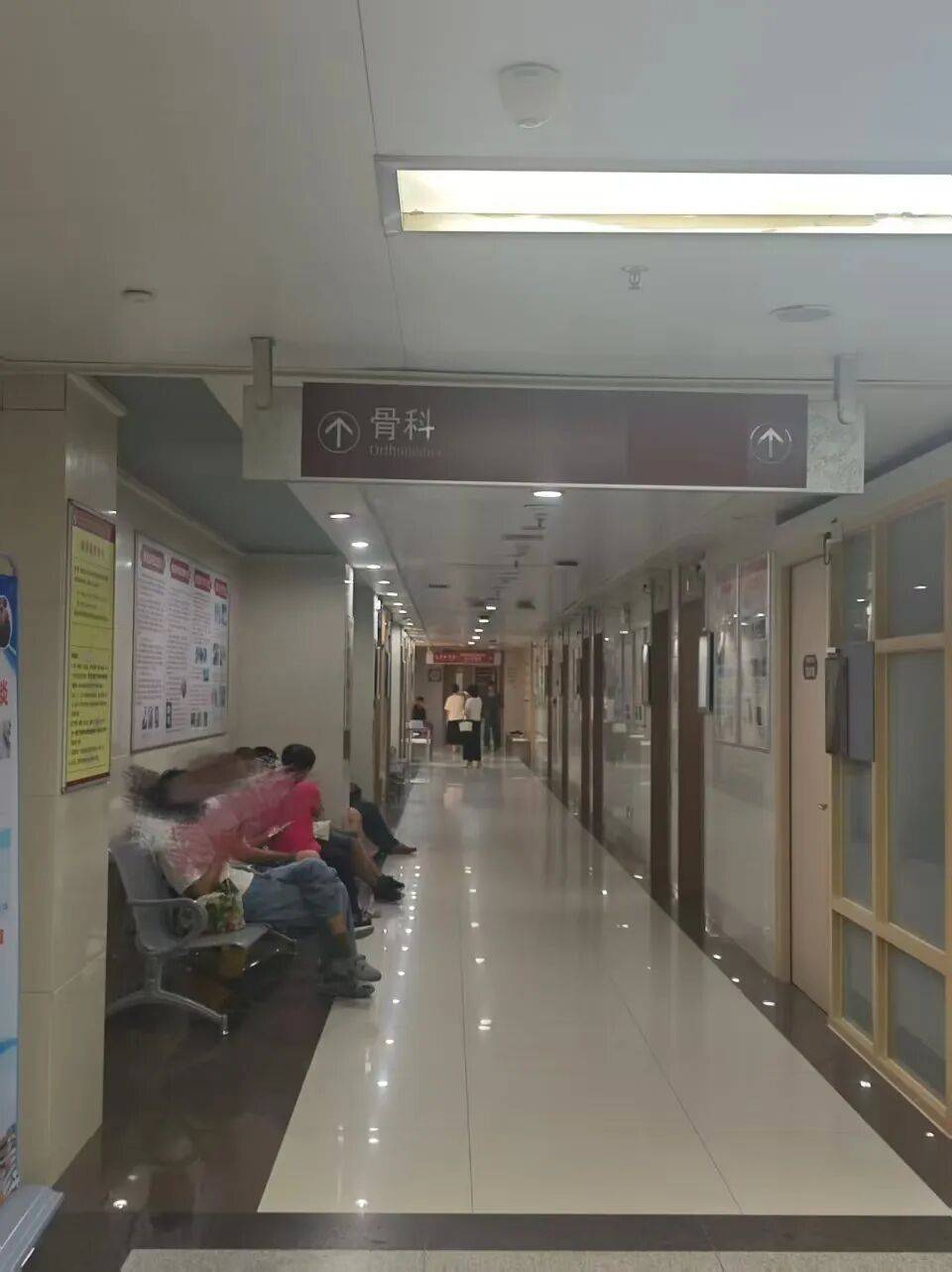 广州一医院发生伤医事件<strong></p>
<p>火必网</strong>，参与抢救医生发声：他受伤很重，行凶者已被抓捕