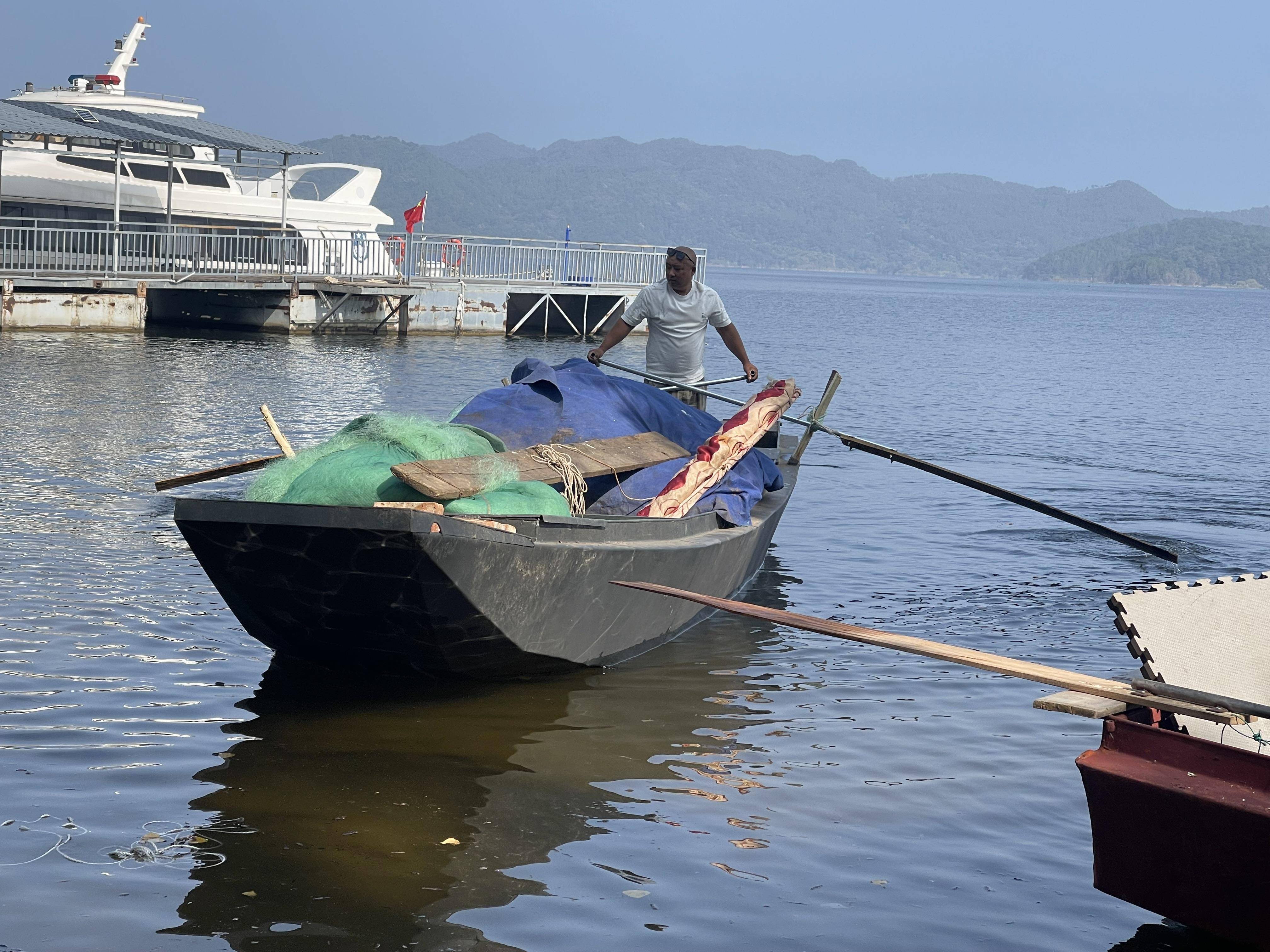 密云“水库鱼”将开捞：水面变宽水深了<strong></p>
<p>必火交易所</strong>，捕捞比往年上难度