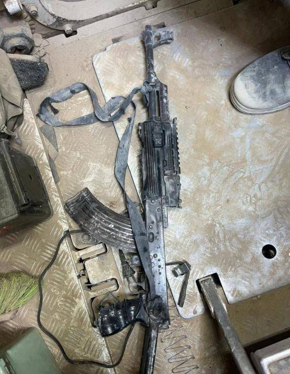 一命抵一命!敢死队手持56步枪<strong></p>
<p>加密货币</strong>,打死一名以军少校,进地道前阵亡