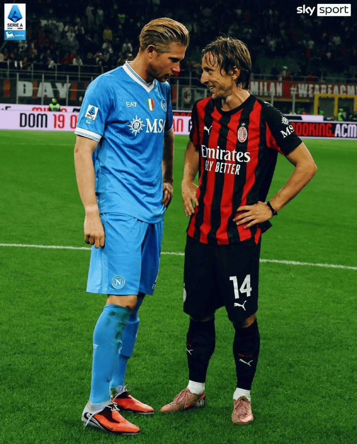 40岁魔笛满场飞+跪地庆登顶 丁丁破门离场与孔蒂生嫌隙