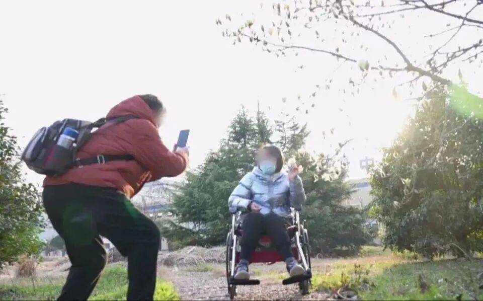 28岁妻子突发罕见病全身瘫痪<strong></p>
<p>加密货币交易所</strong>，丈夫哄骗卖婚房携款失踪，检方强势介入