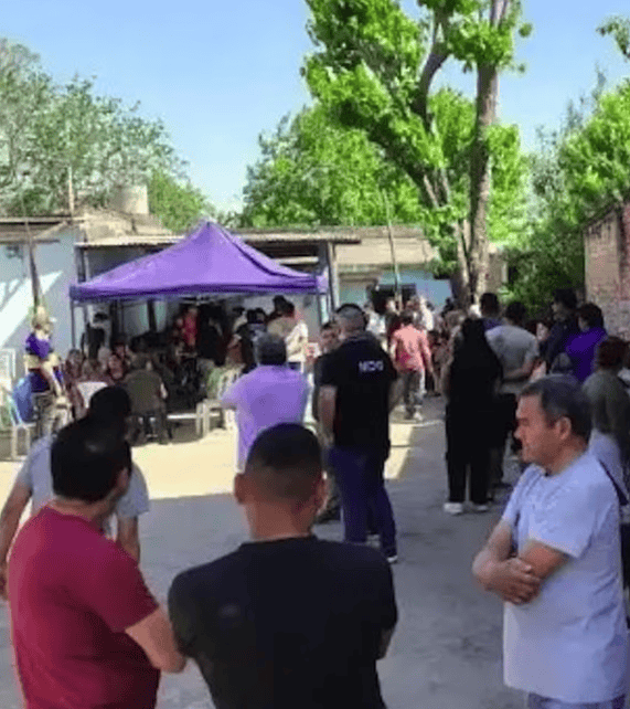 阿根廷一男子现身自己的葬礼<strong></p>
<p>加密货币交易所</strong>,大喊“我还活着”