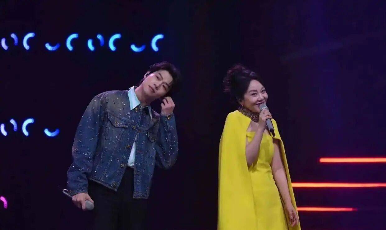 闫妮微醺式演唱再上热搜!35岁爆红后速成大满贯视后<strong></p>
<p>加密货币交易所</strong>,她是松弛美学的代言人