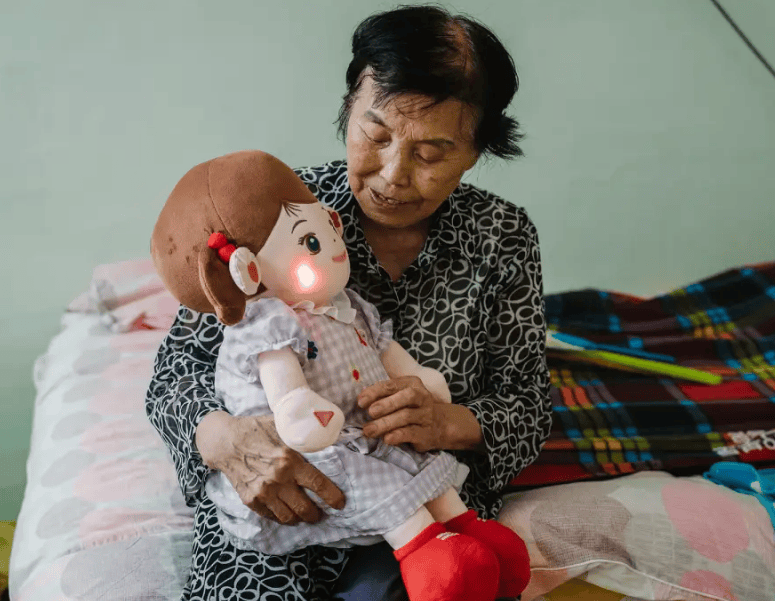 给奶奶们发的AI孙子<strong></p>
<p>加密货币交易所</strong>,有点让人失望?千亿AI玩具市场虚火正旺?