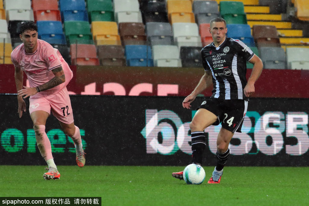 卡纳瓦罗新挑战:52岁意大利传奇出任乌兹别克斯坦主帅<strong></p>
<p>加密货币行情</strong>,国足梦碎