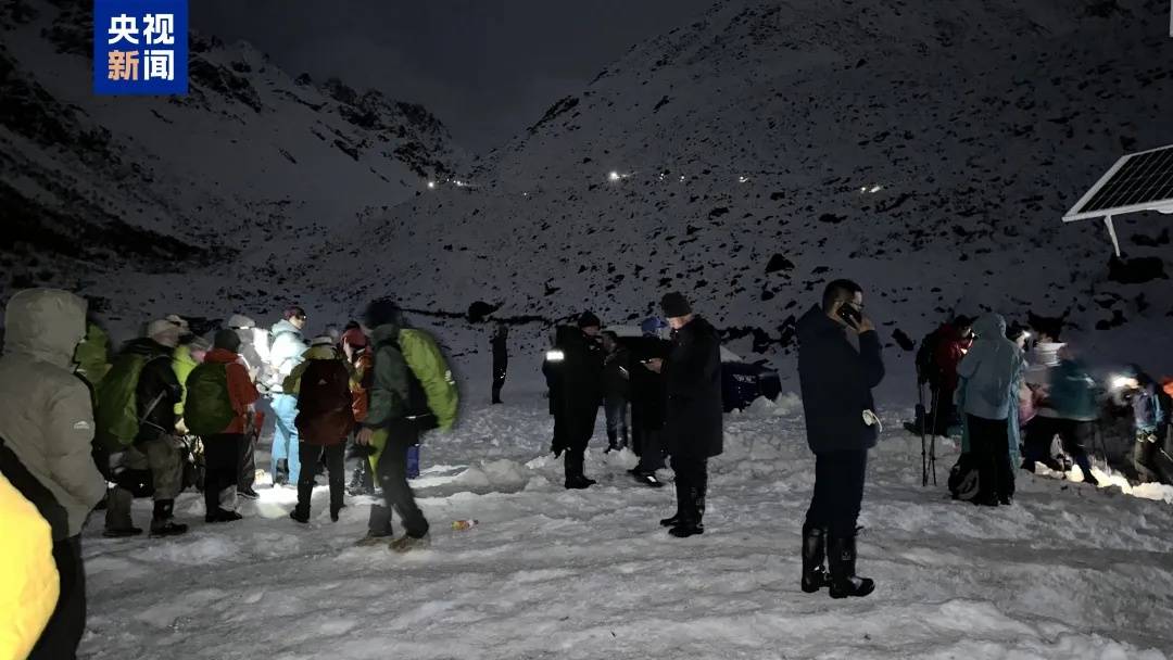 珠峰景区游客被困最新进展:已有350名游客获救<strong></p>
<p>加密货币</strong>,其余200多名游客已全部取得联系