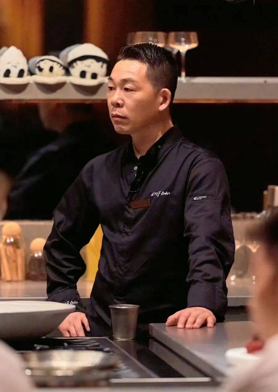 精致餐饮<strong></p>
<p>加密货币</strong>,以饭封神 | 商业头条No.94