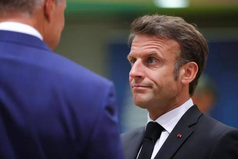 在任仅27天<strong></p>
<p>加密货币钱包</strong>,马克龙任内第七位总理勒科尔尼“闪辞”,法国再陷政治危机