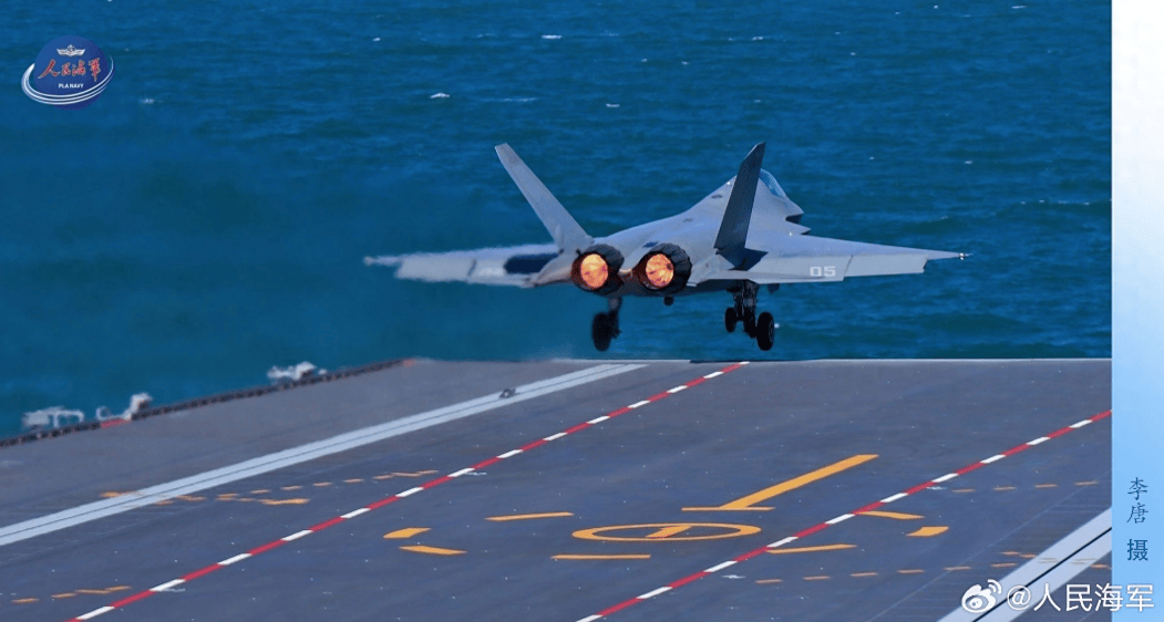 终于官宣<strong></p>
<p>加密货币钱包</strong>,歼35舰载版最大起飞重量曝光,雷达反射面积也自信公开!