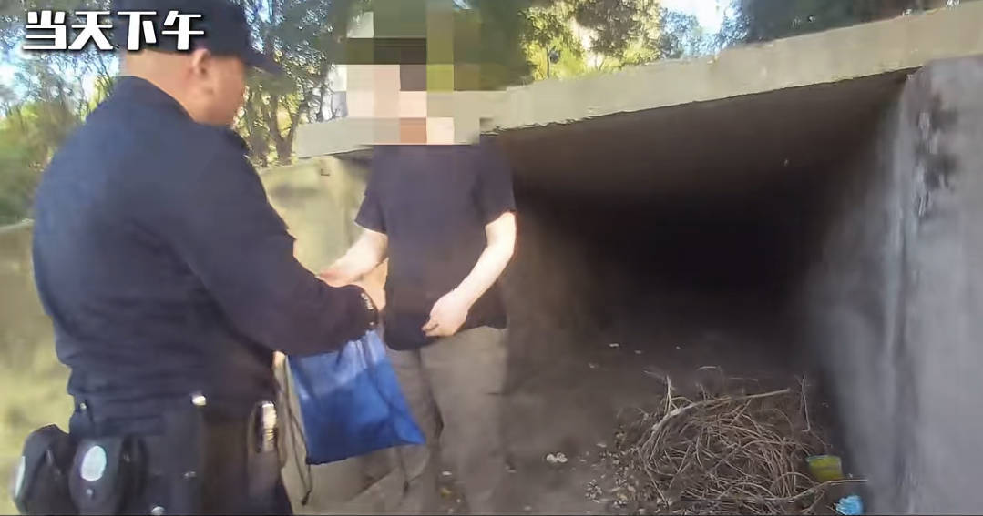 男子在外流浪20多年<strong></p>
<p>加密货币价格</strong>,在北京朝阳民警帮助下回家过中秋