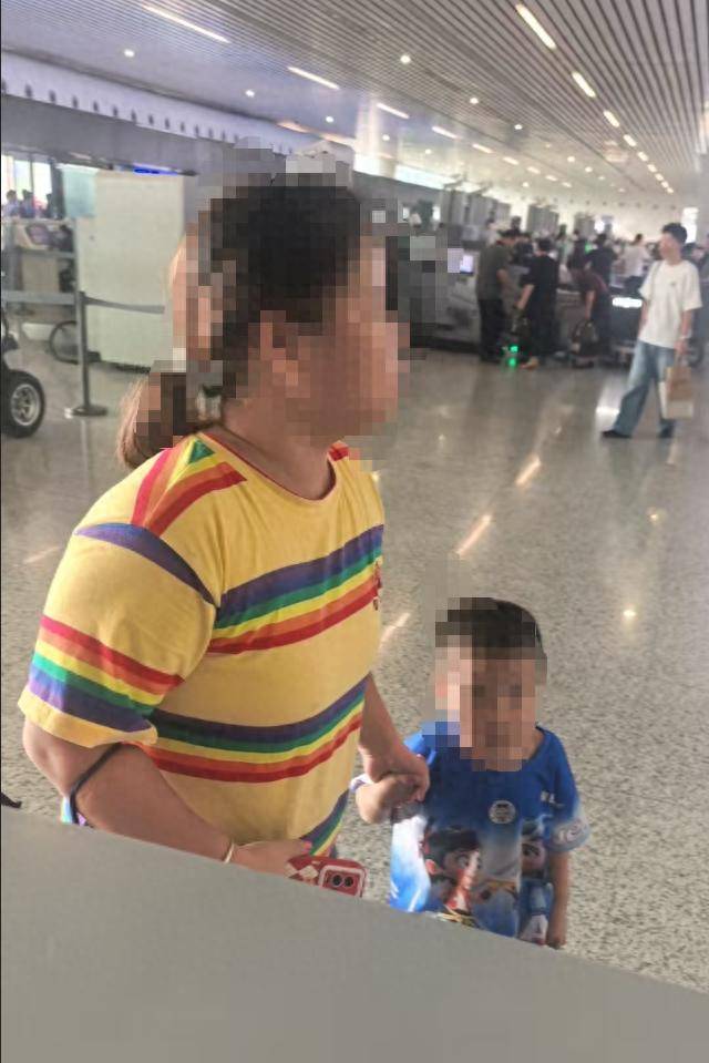 双胞胎哥哥在杭州东站被陌生女子抱走?派出所全员出动<strong></p>
<p>加密货币价格</strong>,20分钟锁定“嫌疑人”,万万没想到……