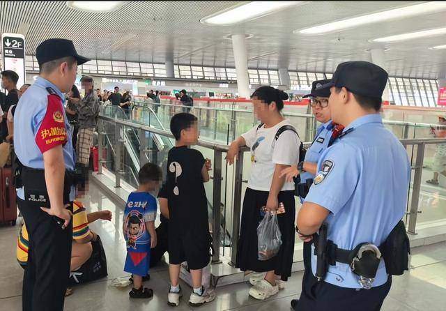 双胞胎哥哥在杭州东站被陌生女子抱走?派出所全员出动<strong></p>
<p>加密货币价格</strong>,20分钟锁定“嫌疑人”,万万没想到……