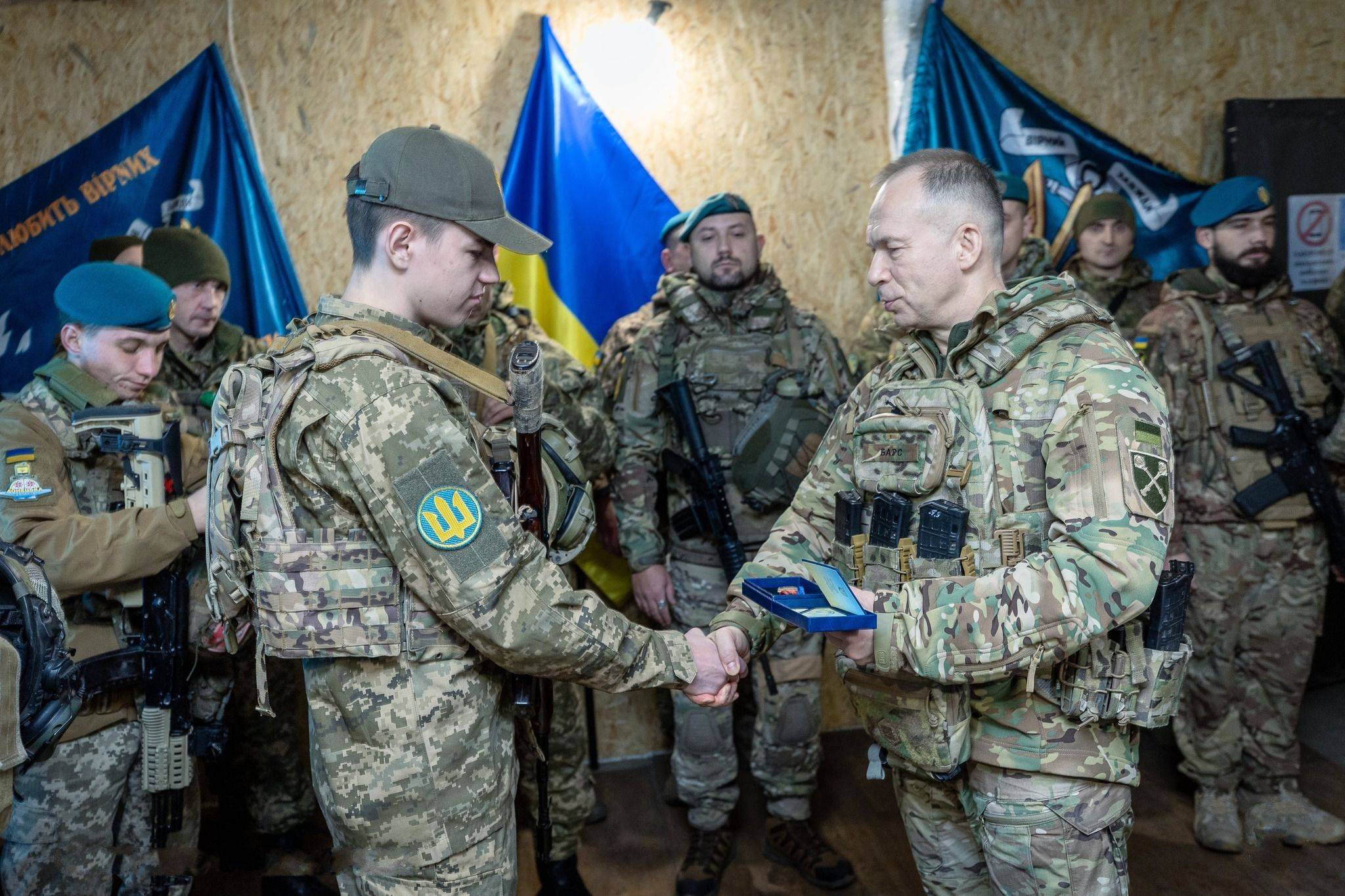 “爱国者”变成废铁<strong></p>
<p>加密货币概念股</strong>,乌军开始被俄弹道导弹暴打,突防概率100%