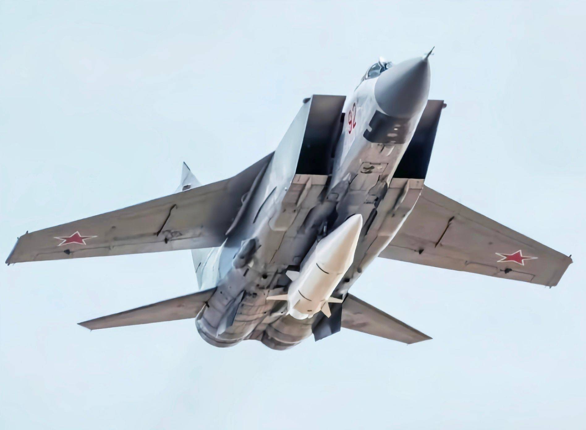 “爱国者”变成废铁<strong></p>
<p>加密货币概念股</strong>,乌军开始被俄弹道导弹暴打,突防概率100%