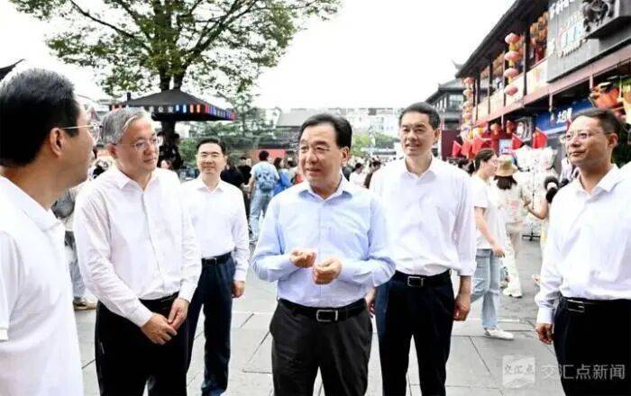 调研假日文旅消费<strong></p>
<p>加密货币概念股</strong>,多地“一把手”走上街头