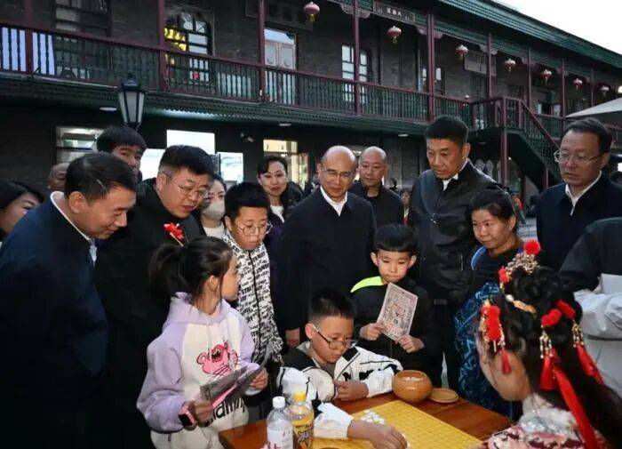 调研假日文旅消费<strong></p>
<p>加密货币概念股</strong>,多地“一把手”走上街头