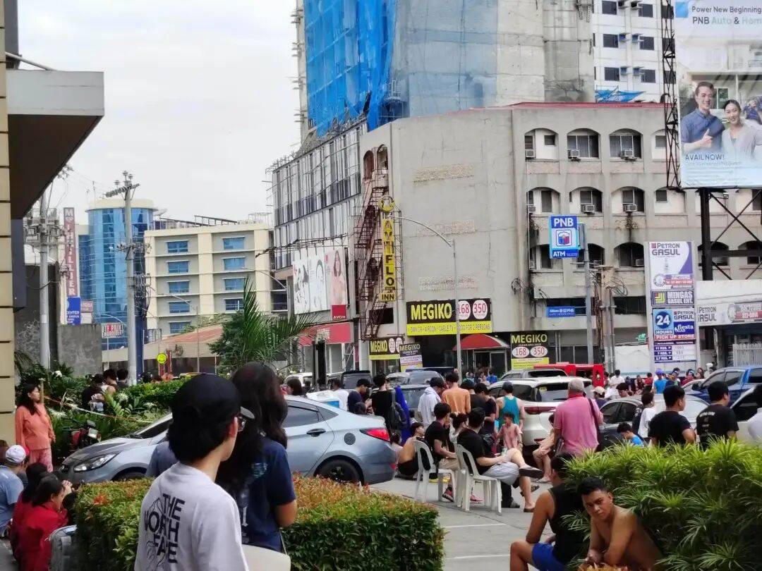 在菲华人亲历7.6级强震:震感强烈<strong></p>
<p>加密货币借贷</strong>,有女生被吓哭|鱼眼·热点