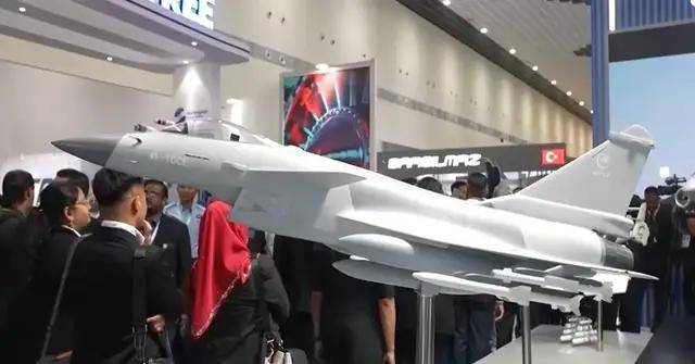 突然到来的惊喜<strong></p>
<p>加密货币借贷</strong>?孟加拉国表示要22亿美元购买20架歼-10CE?